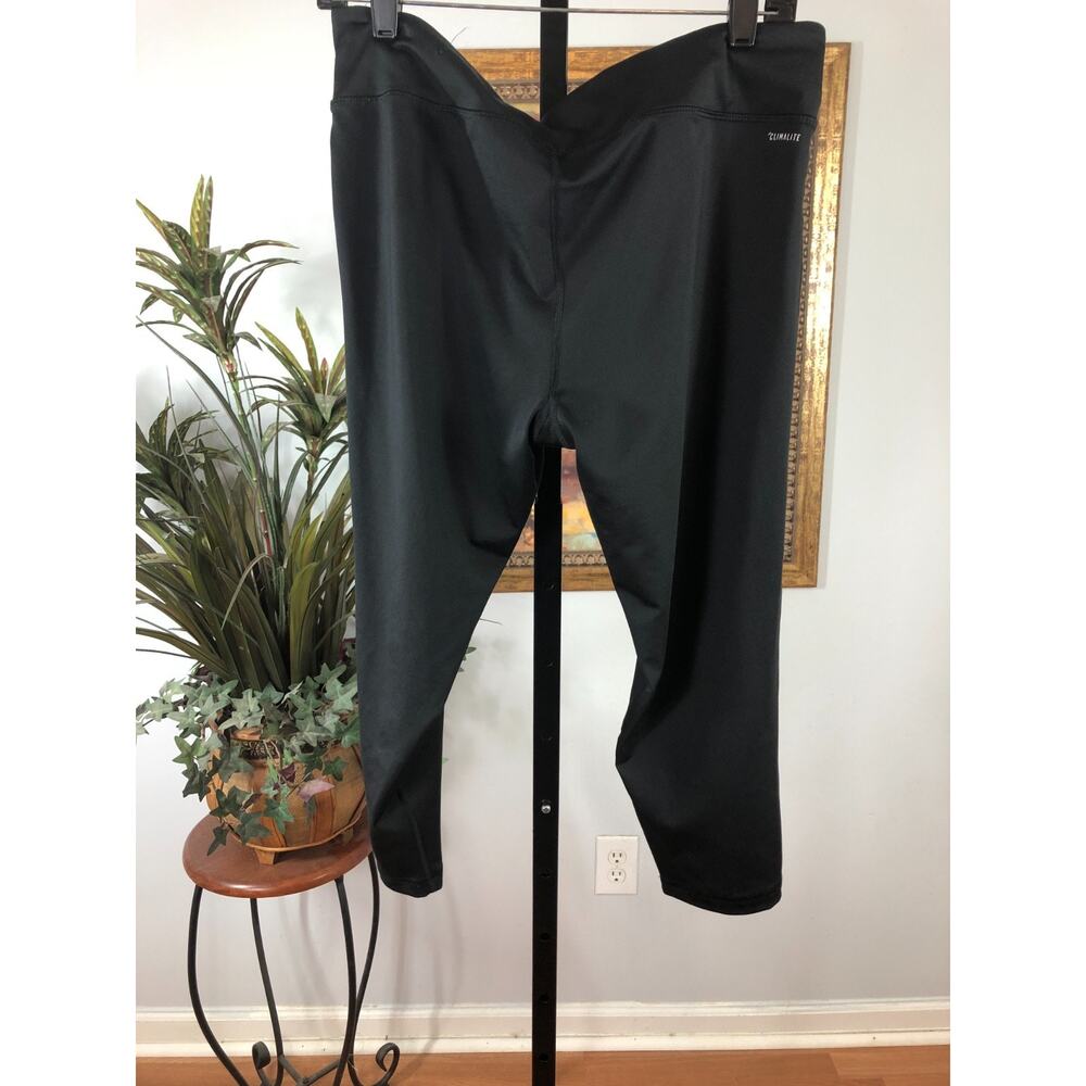 adidas Cropped Pants Women's Size XL Black Activewear Yoga Workout Performance - Picture 4 of 10